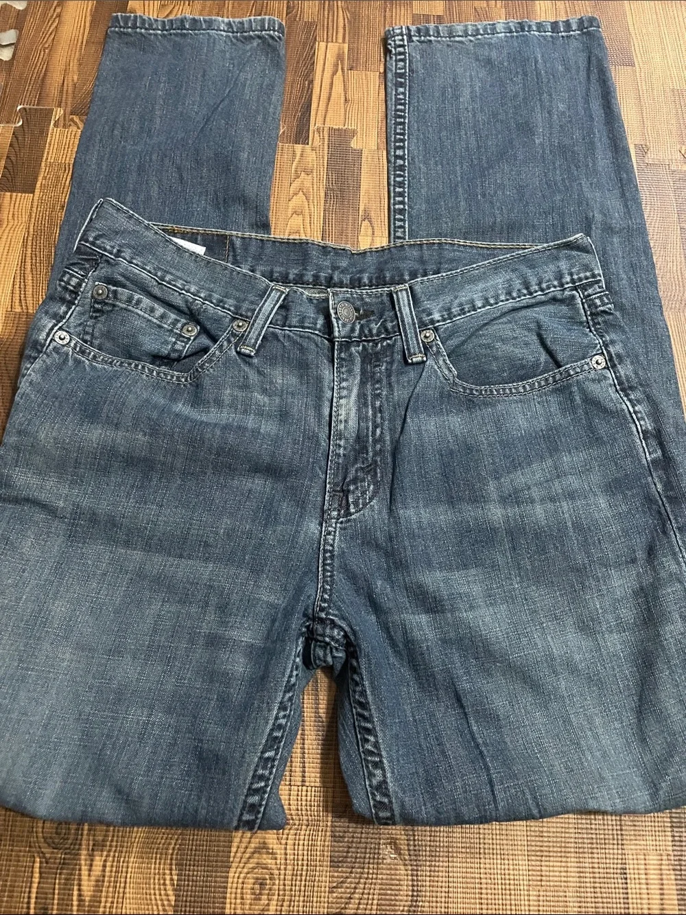 Levi's Men's Faded Blue Straight Jeans